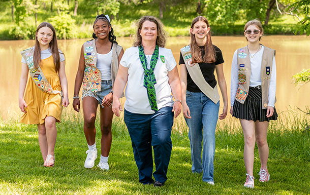 girls with volunteer